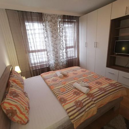 Twin Belville Apartments Beograd Eksteriør billede