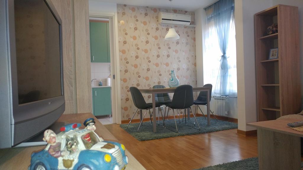 Twin Belville Apartments Beograd Eksteriør billede