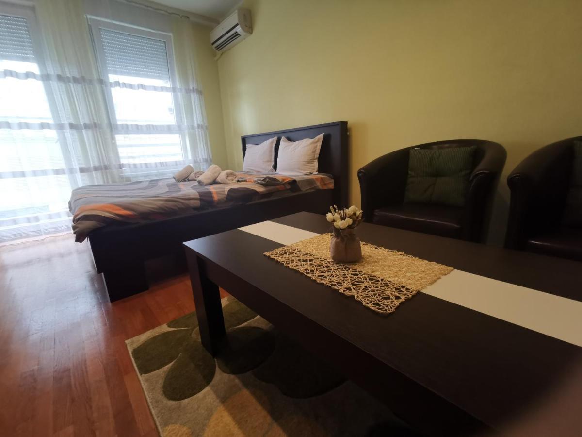 Twin Belville Apartments Beograd Eksteriør billede