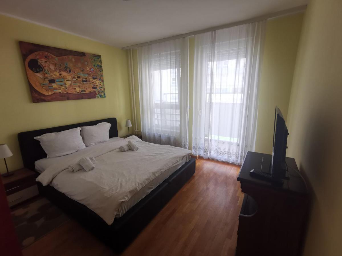 Twin Belville Apartments Beograd Eksteriør billede
