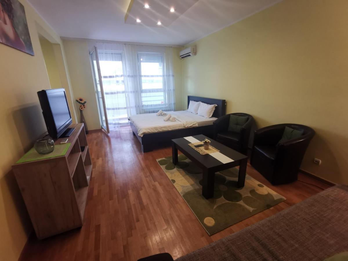Twin Belville Apartments Beograd Eksteriør billede